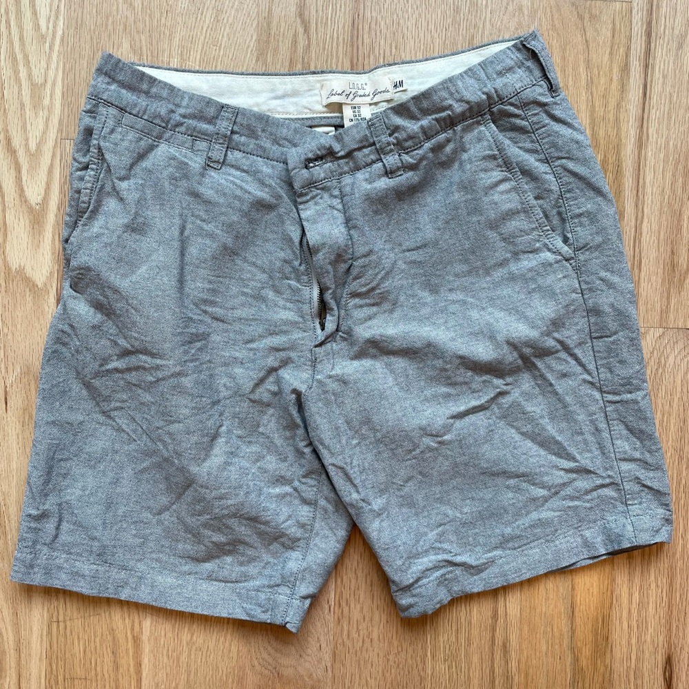 H&M Men’s 32 waist grey chino shorts